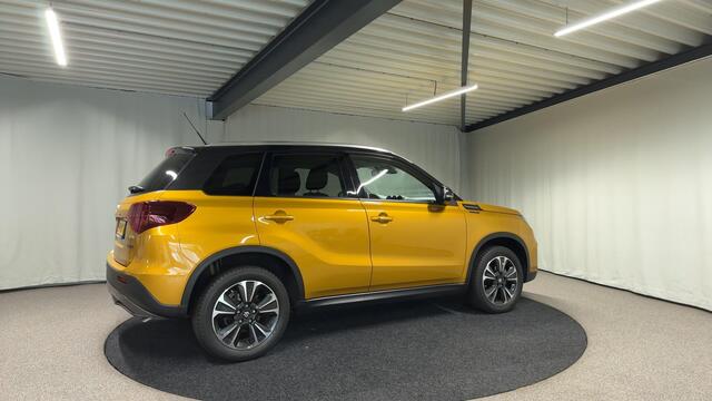 Suzuki VITARA 1.5 Hybrid Style Automaat | Pano | Camera