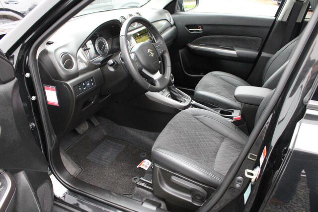 Suzuki VITARA 1.5 Hybrid Style , Automaat, Trekhaak, Panodak en ORG NL!