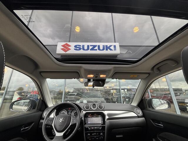 Suzuki VITARA 1.0 Boosterjet Stijl | Trekhaak | Panoramisch Schuif-Kanteldak |