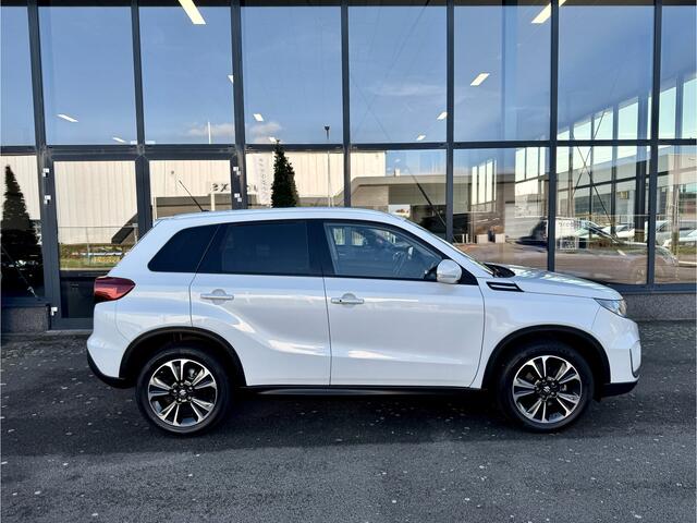 Suzuki VITARA 1.4 Boosterjet Stijl NAVI ECC CRUISE PANO DAK