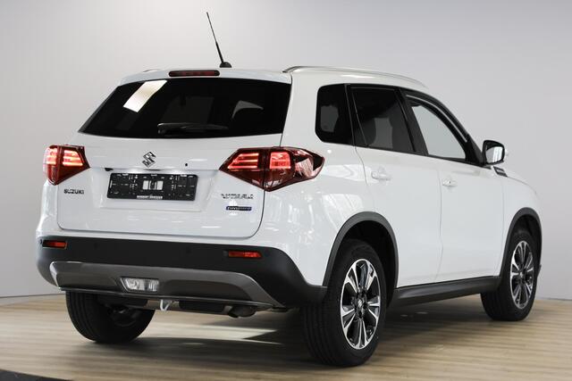 Suzuki VITARA 1.5 Hybrid Style | Schuif- kanteldak | Cruise Adaptief | Camera
