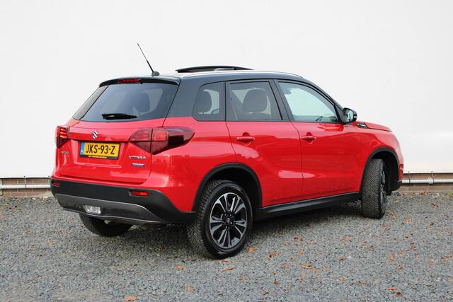 Suzuki VITARA 1.4 Boosterjet Style Smart Hybrid , All-Seasonbanden, Panodak, Dealer onderhouden, Stijl uitvoering!