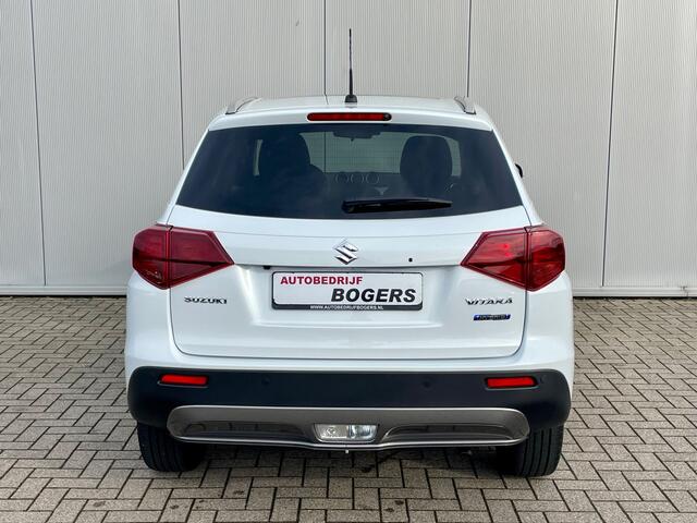 Suzuki VITARA 1.5 Hybrid Style Automaat Navigatie, Schuifdak, Adaptive Cruisecontrol, Climate Control, 17"Lm, Dodehoek Detectie