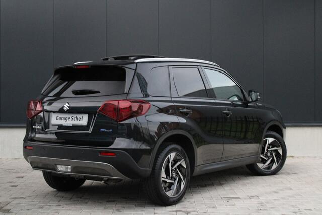 Suzuki VITARA 1.5 Hybrid Style 100pk - Stoelverwarming - ACC - Pano - Camera - Keyless - Blind Spot - Rijklaar
