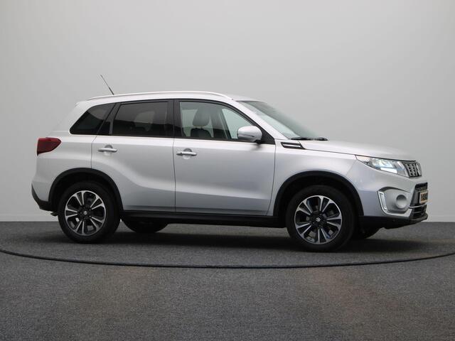 Suzuki VITARA 1.4 Boosterjet Style Smart Hybrid | Navigatie | Parkeersensoren voor en achter | Stoelverwarming | Trekhaak |