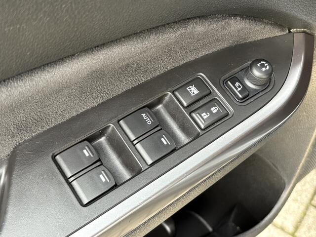 Suzuki VITARA 1.4 Boosterjet Style Smart Hybrid | Navigatie | Camera | Stoelverwarming | Bluetooth | Keyless | Climate Control | Cruise Control | LED |