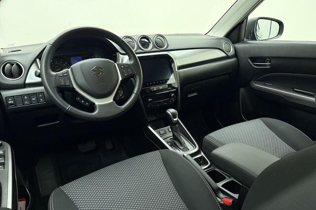 Suzuki VITARA 1.5 Hybrid Select 115pk | Automaat | Navigatie | Climate Control | Stoelverwarming | Camera | Cruise Control | Keyless Entry en Start