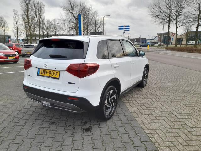 Suzuki VITARA 1.5 HYBRID STYLE AUTOMAAT PANO DAK CAMERA NAVI ADD. CRUISE