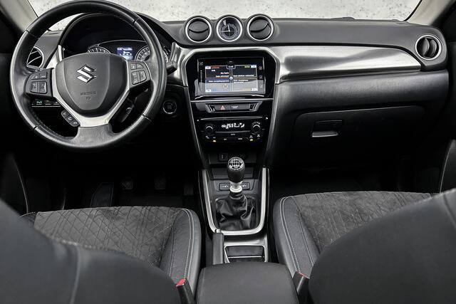 Suzuki VITARA 1.4 Boosterjet Style Smart Hybrid | Trekhaak | LED | Half lederen bekleding