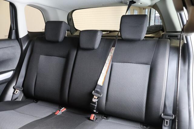 Suzuki VITARA 1.6 Exclusive - Trekhaak - AllSeason banden - Parkeercamera