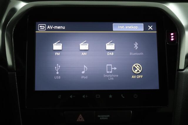 Suzuki VITARA 1.5 Hybrid Style | Climate control | Cruise control | Navigatie | Apple carplay, Android auto | Stoelverwarming | Panoramadak | Lichtmetalen velgen |