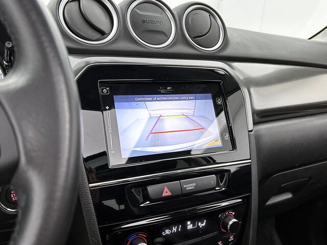 Suzuki VITARA 1.4 Boosterjet Style Smart Hybrid | Apple Carplay / Android Auto (Navigatie) | Schuif / Kantel dak | Parkeersensoren rondom | Lederen bekleding | Keyless Entry |
