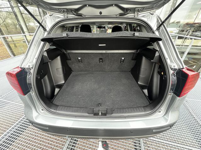 Suzuki VITARA 1.0 Boosterjet Select Automaat | Trekhaak | Cruise Control | Carplay | Parkeersensoren achter + Achteruitrijcamera