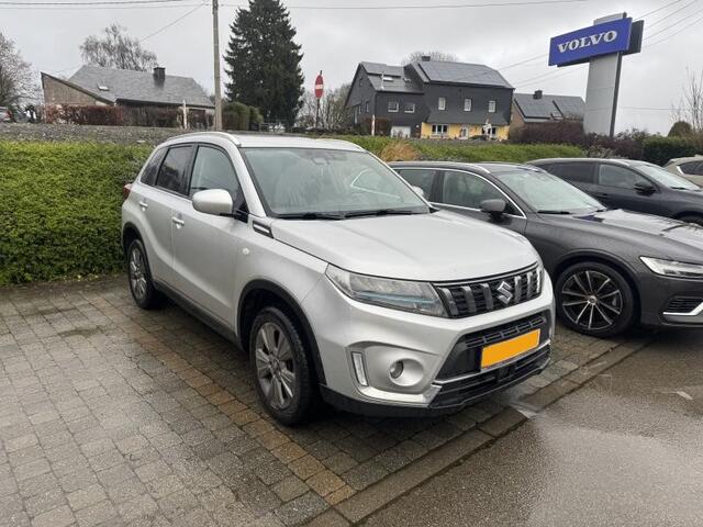 Suzuki VITARA 1.4 BOOSTERJET SELECT SMART HYBRID Adaptive Cruise | Dodehoeksensoren | Navi