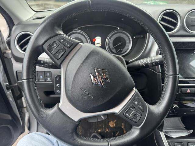 Suzuki VITARA 1.4 BOOSTERJET SELECT SMART HYBRID Adaptive Cruise | Dodehoeksensoren | Navi