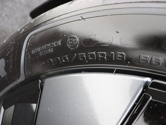 Suzuki VITARA e Style 61 kWh *NIEUW*