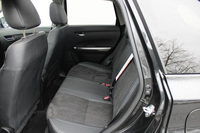 Suzuki VITARA 1.4 Boosterjet Style Smart Hybrid Cruise Control Adaptief, Klimaatregeling, Stijl Uitvoering!