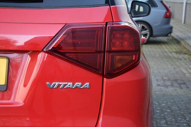 Suzuki VITARA 1.0 Boosterjet Select | Trekhaak | 1e eigenaar | NL-auto! |