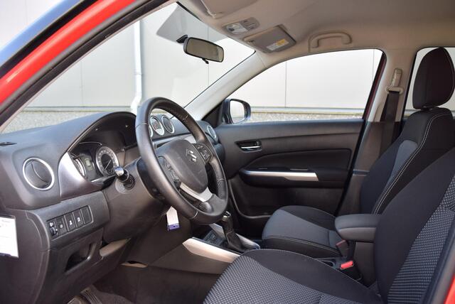 Suzuki VITARA 1.0 Boosterjet Select | Trekhaak | 1e eigenaar | NL-auto! |