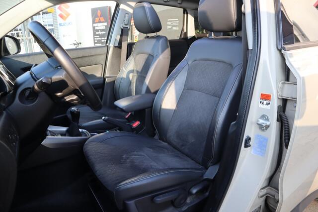 Suzuki VITARA 1.0 BoosterJet Stijl Trekhaak | PanoDak | AdaptiveCruise