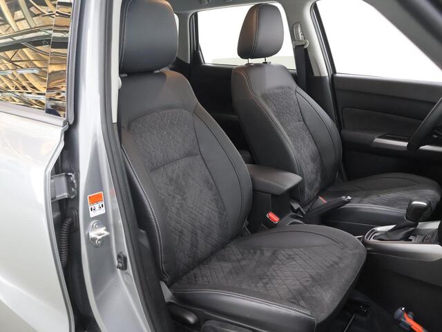Suzuki VITARA 1.5 Hybrid Style | Trekhaak | Parkeercamera | Navigatie | Stoelverwarming | Climate Control |