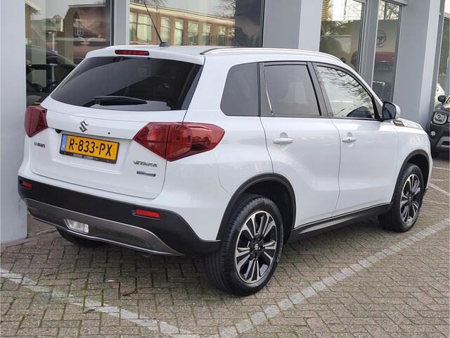 Suzuki VITARA 1.4 BOOSTERJET STYLE SMART HYBRID AUT. Alcantara | Camera | Adaptive Cruise