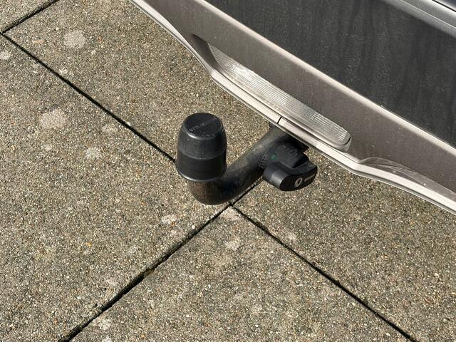 Suzuki VITARA 1.0 Boosterjet Select Automaat | Trekhaak | Leer | 10 jaar Garantie |