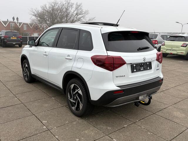 Suzuki VITARA 1.4 Boosterjet Style Hybrid Automaat AllGrip | Trekhaak | Opendak |