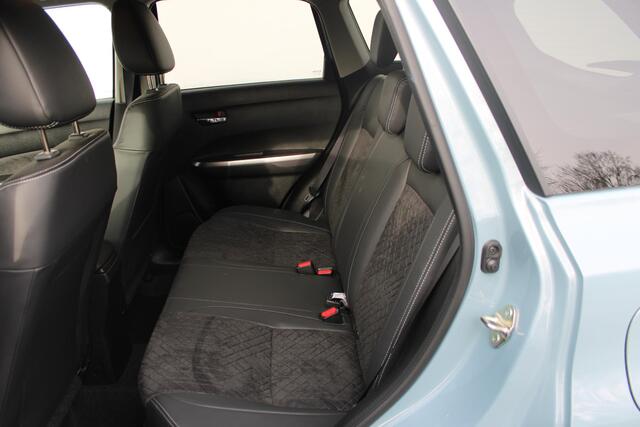 Suzuki VITARA 1.4 Boosterjet Smart Hybrid Style Automaat, Nieuwe Auto met Draadloos Applecarplay/Android auto, Stijl Uitvoering!