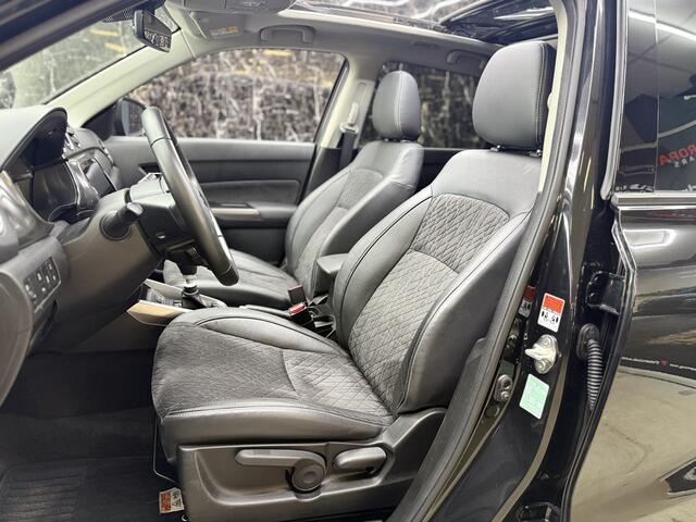 Suzuki VITARA 1.4 Boosterjet Style Smart Hybrid / PANO / WINTERPAKKET