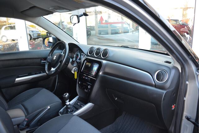 Suzuki VITARA 1.4 141PK Boosterjet Select ? Trekhaak ? Clima ? Navi ? Camera ?