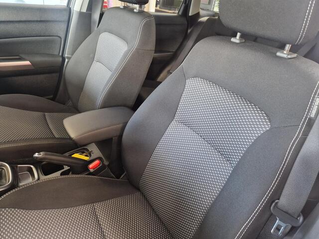 Suzuki VITARA 1.4 Boosterjet Select Smart Hybrid 18.700 KM | All season banden | Navigatie