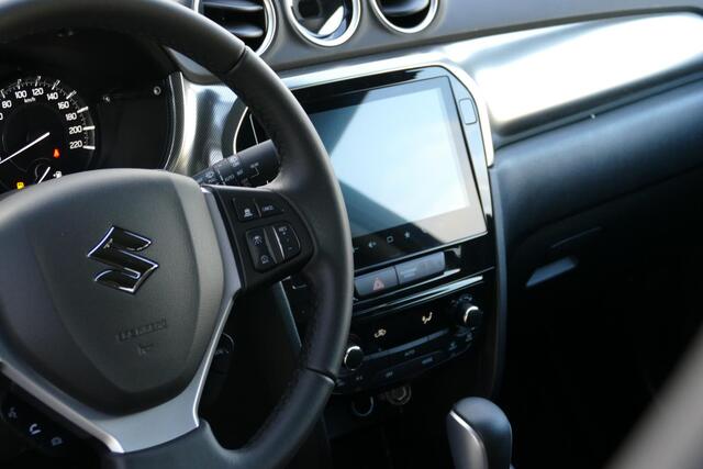 Suzuki VITARA 1.4 Boosterjet Smart Hybrid Style | Voorraad auto | Snel rijden | Foto's ter illustratie |