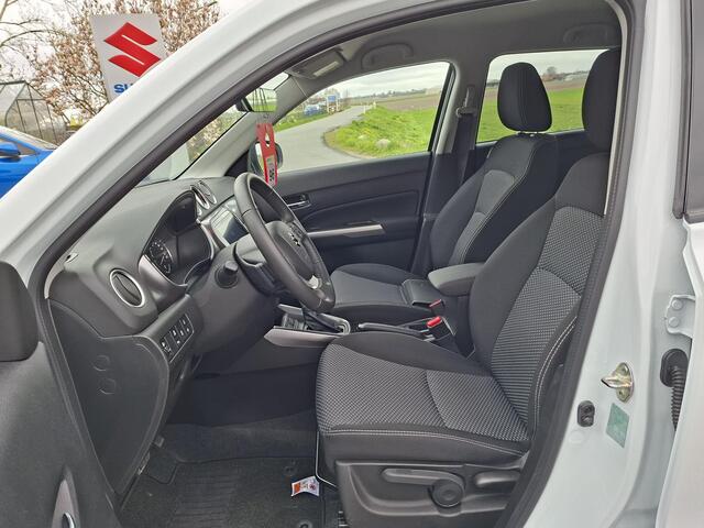 Suzuki VITARA 1.4 Boosterjet Smart Hybrid Select NAVI | PDC | rijklaarprijs !!