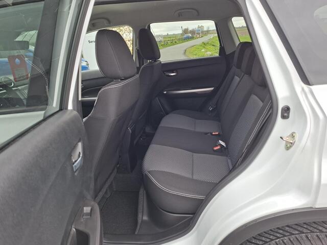 Suzuki VITARA 1.4 Boosterjet Smart Hybrid Select NAVI | PDC | rijklaarprijs !!