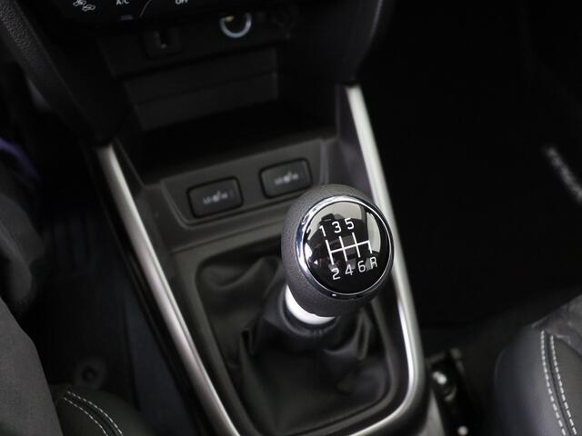 Suzuki VITARA 1.4 Boosterjet Smart Hybrid Style | Parkeersensoren Voor & Achter | Suede met Leder | Pano / Sunroof Suzuki-paasweekend