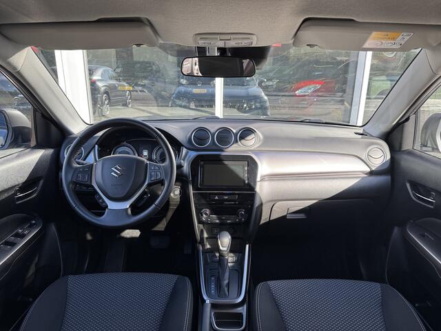 Suzuki VITARA 1.5 Hybrid Select * Stoelverwarming * Achteruitrijcamera *