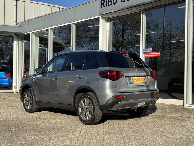 Suzuki VITARA 1.5 Hybrid Select * Stoelverwarming * Achteruitrijcamera *
