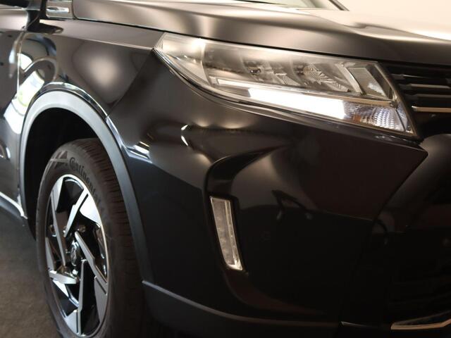 Suzuki VITARA 1.4 Boosterjet Style Smart Hybrid - ORIGINEEL NEDERLANDSE AUTO - AFKOMSTIG VAN 1E EIGENAAR - PARKEERSENSOREN VOOR/ ACHTER - FACELIFT MODEL - NAVIGATIE - CLIMATE CONTROL - DEELS LEDEREN BEKLEDING - DAKRAILS - DODEHOEK DETECTIE - APPLE CARPLAY/ ANDROID AUTO