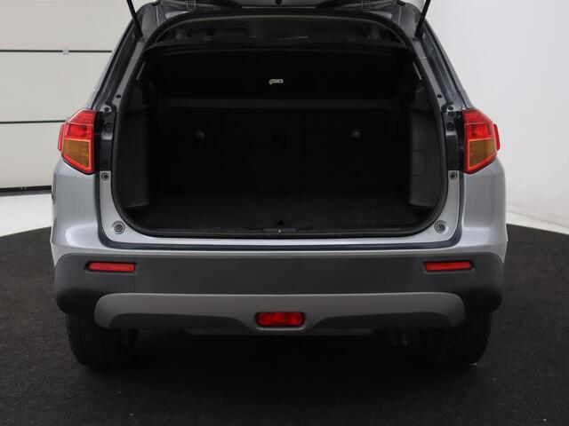 Suzuki VITARA 1.6 Exclusive | 1e eigenaar | Stoelverwarming | Camera | Navigatie | Climate control | Cruise control | Getint glas | Bluetooth