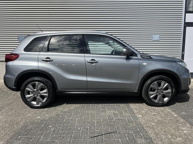 Suzuki VITARA 1.4 Boosterjet Select | Apple Carplay & Android Auto | Climate Control | 17" LM Velgen | Verwarmde Voorstoelen