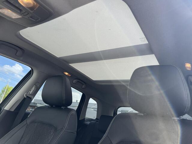 Suzuki VITARA 1.0 Boosterjet Stijl Automaat | All Season Banden | Apple Carplay & Android Auto | Elek. Schuif/Kantel Dak | Adaptieve Cruise Control