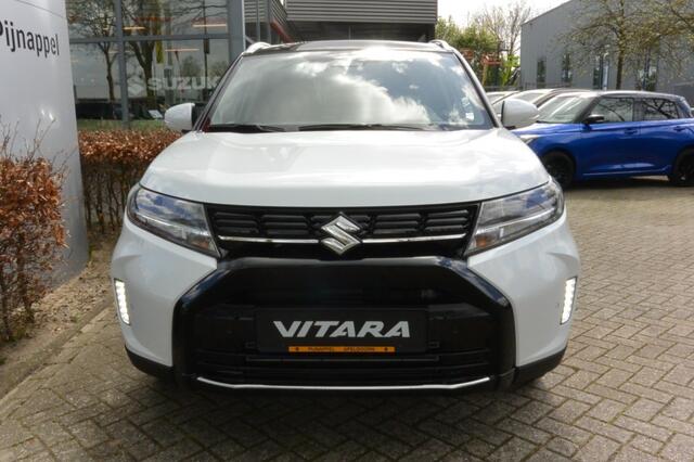 Suzuki VITARA 1.4 Style Smart Hybrid Two-tone/Navigatie/Cruise control