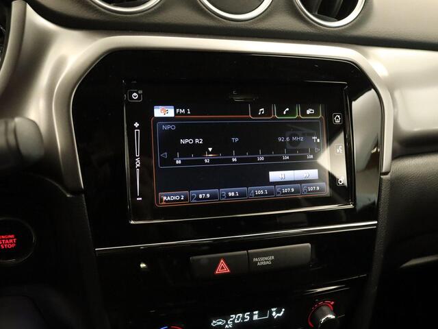 Suzuki VITARA 1.4 Boosterjet Select Smart Hybrid - CAMERA - CLIMATE CONTROL - DAB AUDIO - VOORSTOELEN VERWARMD - TWO TONE LAK - DONKER GETINTE RAMEN ACHTER - MISTLAMPEN VOOR - DODEHOEK DETECTIE - 17 INCH LICHT METALEN VELGEN - ADAPTIEVE CRUISE CONTROL