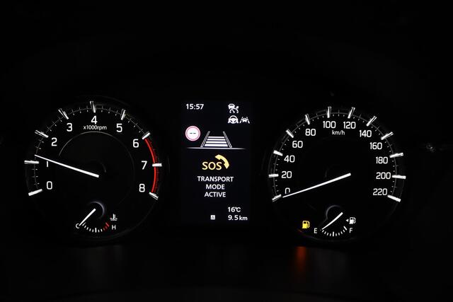 Suzuki VITARA 1.4 Boosterjet Smart Hybrid Special Edition | Cliamet control | Cruise control adaptive | zwarte lichtmetalen velgen | Oranje Stiksels | Apple carplay, Android auto | Stoelverwarming | Navigatie |