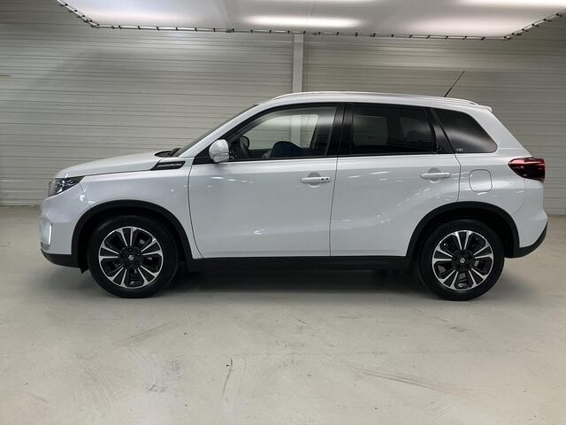 Suzuki VITARA 1.4 Boosterjet Stijl / Dealer Onderhouden / Elektrisch Schuif/Kanteldak / Half Lederen Bekleding / Navigatie / Stoelverwarming / Camera / Climate Control / Adaptive Cruise Control /