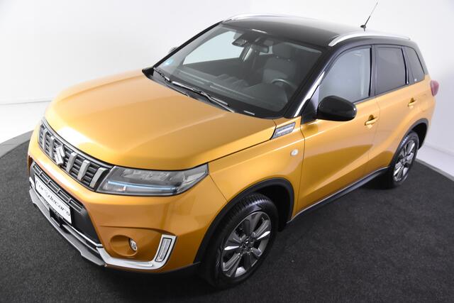 Suzuki VITARA 1.5 Hybrid Select *1ste Eigenaar*Navigatie*Stoelverwarming*Camera*