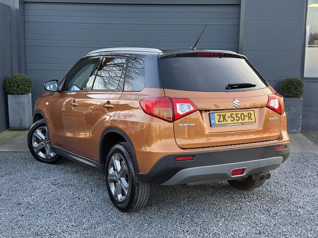 Suzuki VITARA 1.6 Exclusive Navi,Camera,Stoelverwarming,120pk,Clima,Cruise,Lm velgen,2e Eigenaar,Apk tot 06-2027