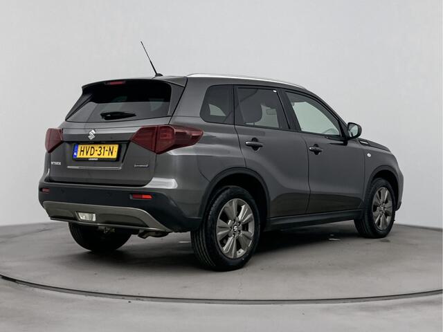 Suzuki VITARA 1.5 Hybrid Select | Metaallak | Stoelverwarming | Parkeercamera | LM-Velgen |