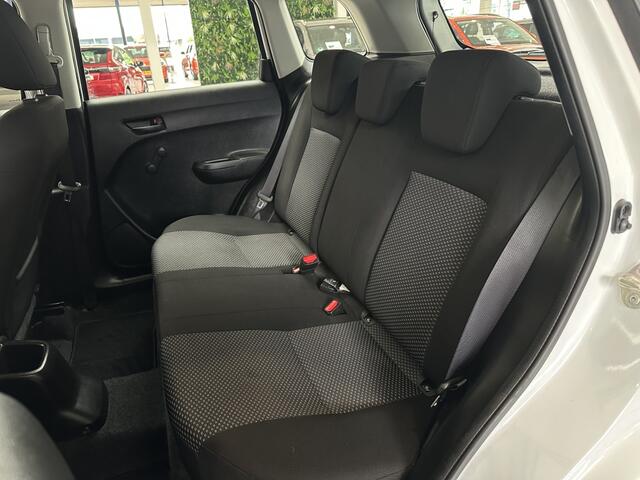 Suzuki VITARA 1.4 Boosterjet [ 17inch VELGEN I CARPLAY I TREKHAAK I ADAPTIEVE
